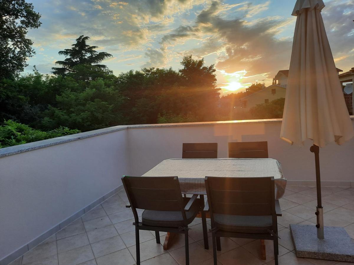 Apartman Sofia Poreč Buitenkant foto